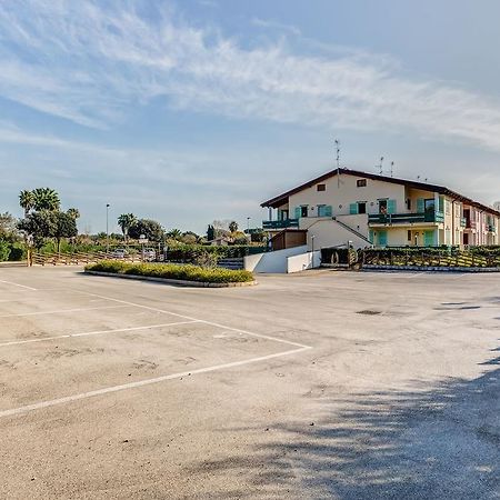 Terra Felice Aparthotel San Felice Circeo Exterior foto