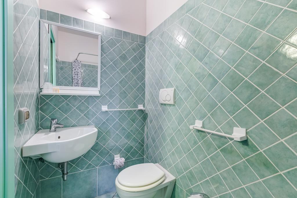 Terra Felice Aparthotel San Felice Circeo Habitación foto